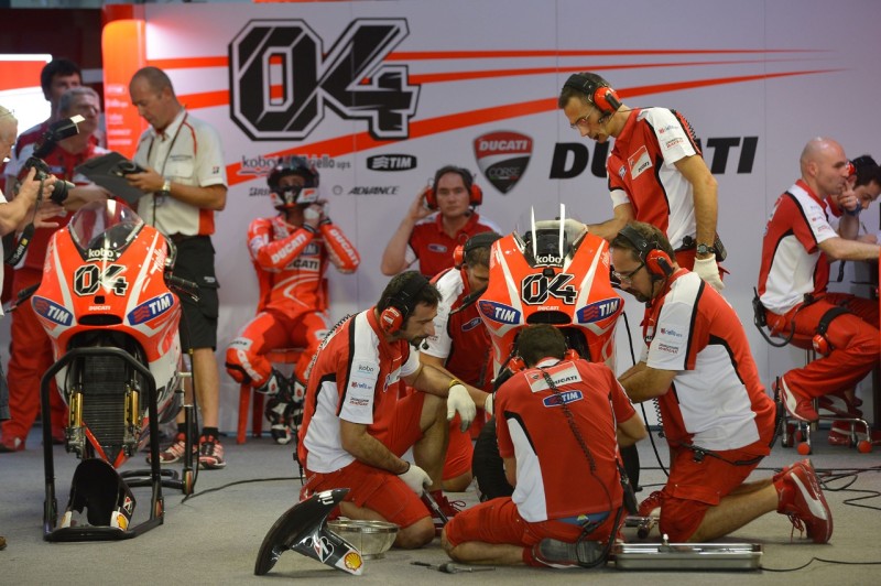 Изменения в правилах тестов MotoGP, Moto2 и Moto3 2014