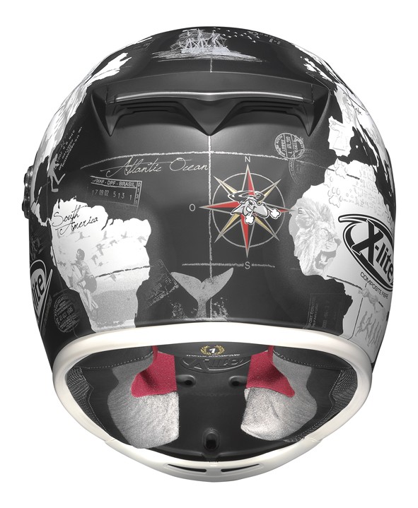 Новая раскраска шлема Nolan X-lite X-802R Карлоса Чека