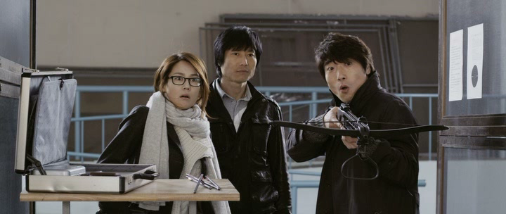Непокоренный / Unbowed / Bu-reo-jin hwa-sal (2011) HDRip