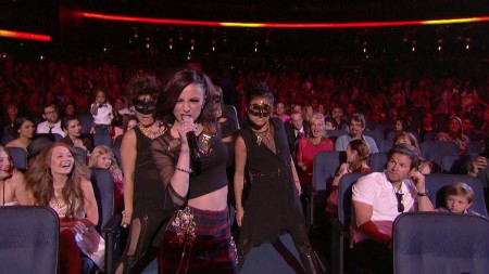 Cher Lloyd - With Ur Love (Live At The Radio Disney Music Awards 2013) (HD 1080p)