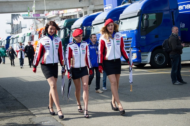 Девушки паддока Гран При Ле-Мана 2013