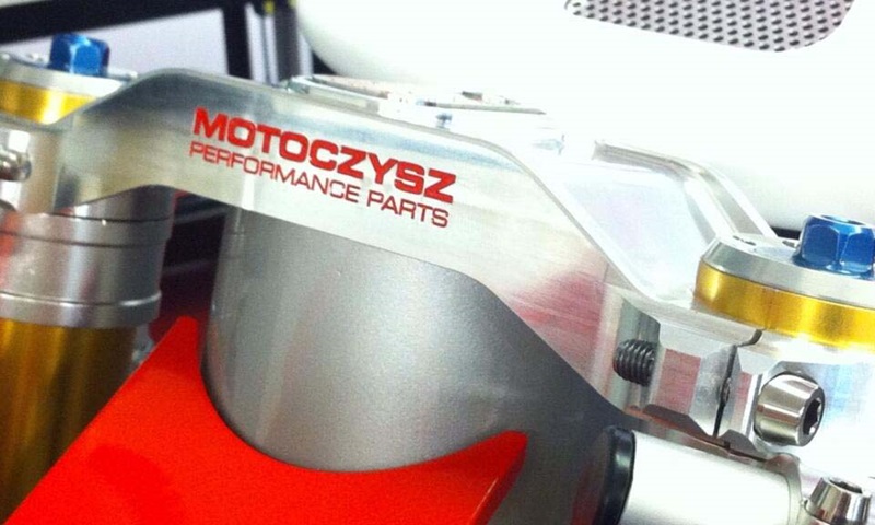 Первые фото электрического супербайка MotoCzysz E1pc 2013