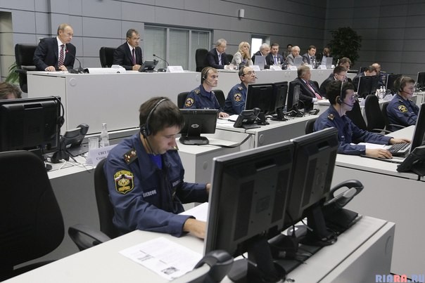 Отдельный род войск для борьбы с киберугрозами должен появиться в российской армии до конца 2013 года