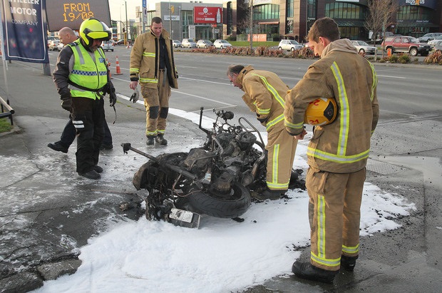 В Крайстчерче сгорел полицейский мотоцикл BMW R1200RT-P 2007