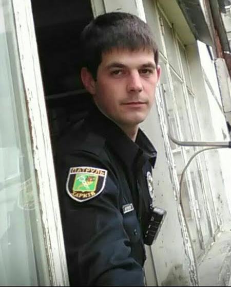 На Харьковщине полиция застопорила банду, закончившую навалиться на патрульного(фото)