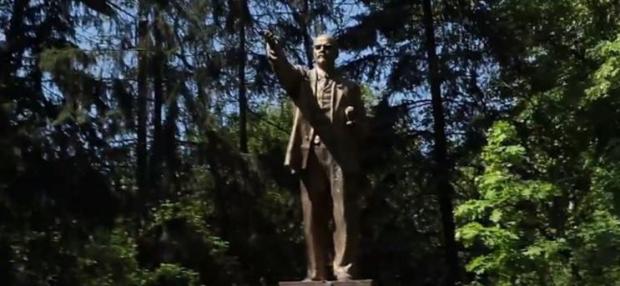 В Киеве обнаружили памятник Ленину