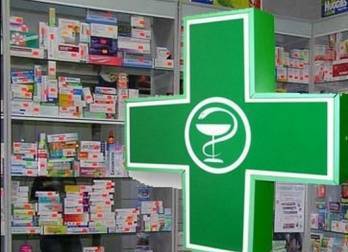 Столичные аптеки, реализуя препараты по программе "Доступные лекарства", уходят в "минус"