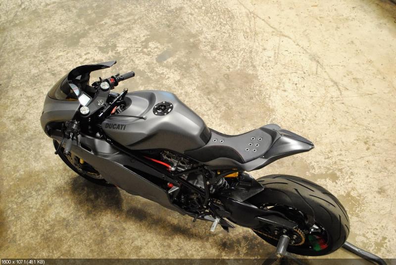 Тюнингованный байк Ducati 999 Carbon